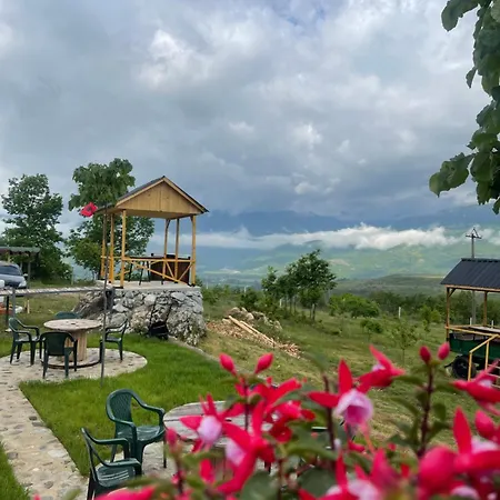 Bujtina Spata Sleep Quiet Pensjonat *